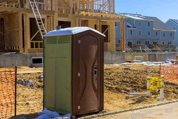Porta potty delivery and setup in Freeman, SD